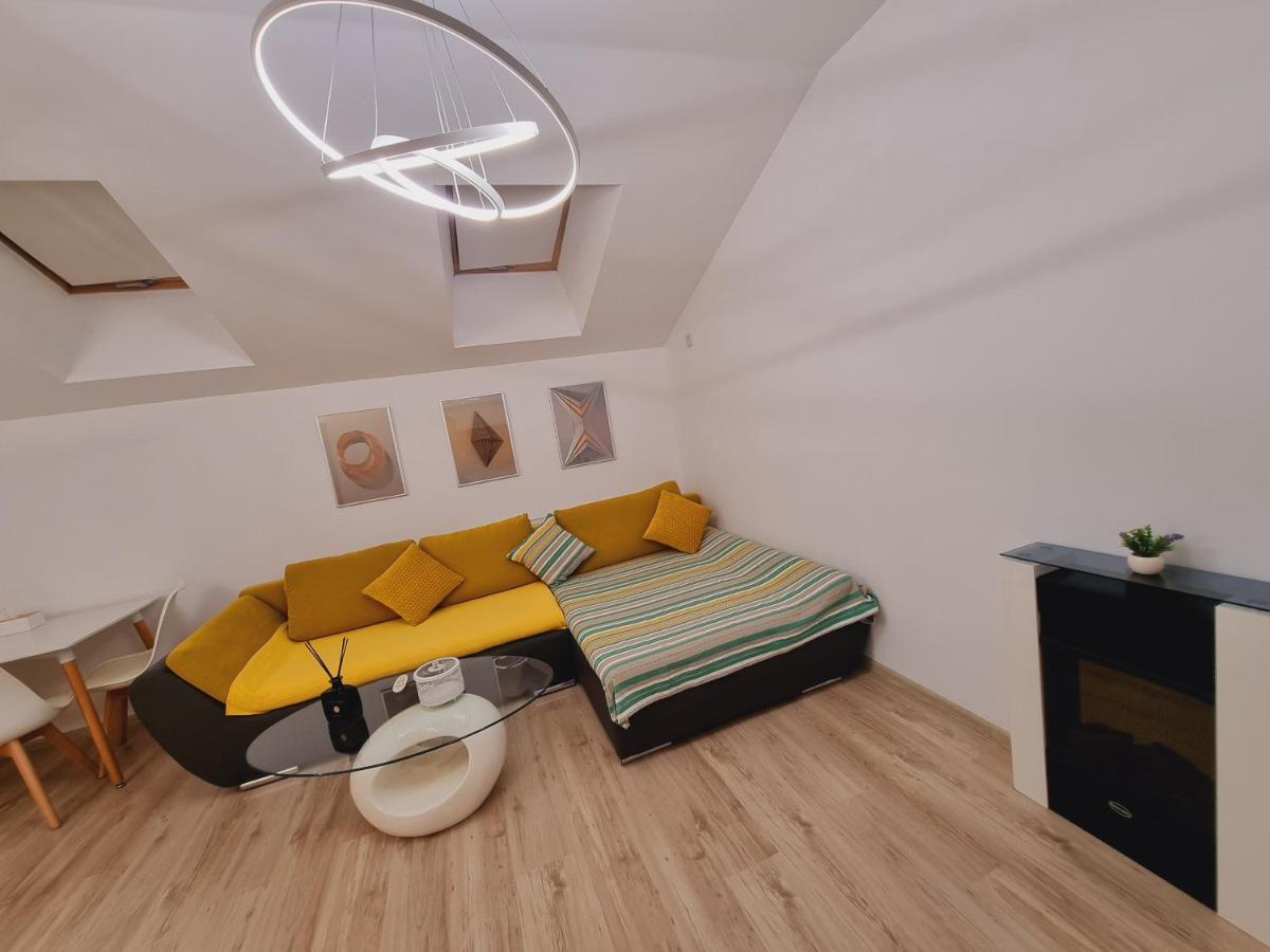 25 Luxury Apartament บูคาเรสต์ ภายนอก รูปภาพ
